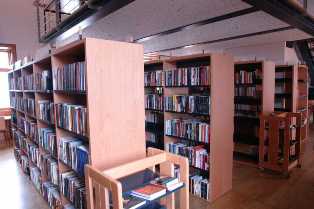 Sesão de adultos da Biblioteca Municipal Francisco de Sá de Miranda