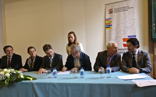 DGLAB celebra acordo de cooperação com a CIM Cávado para a constituição da Rede Intermunicipal de Bibliotecas de Leitura Pública