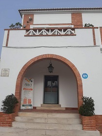 C1210.jpg