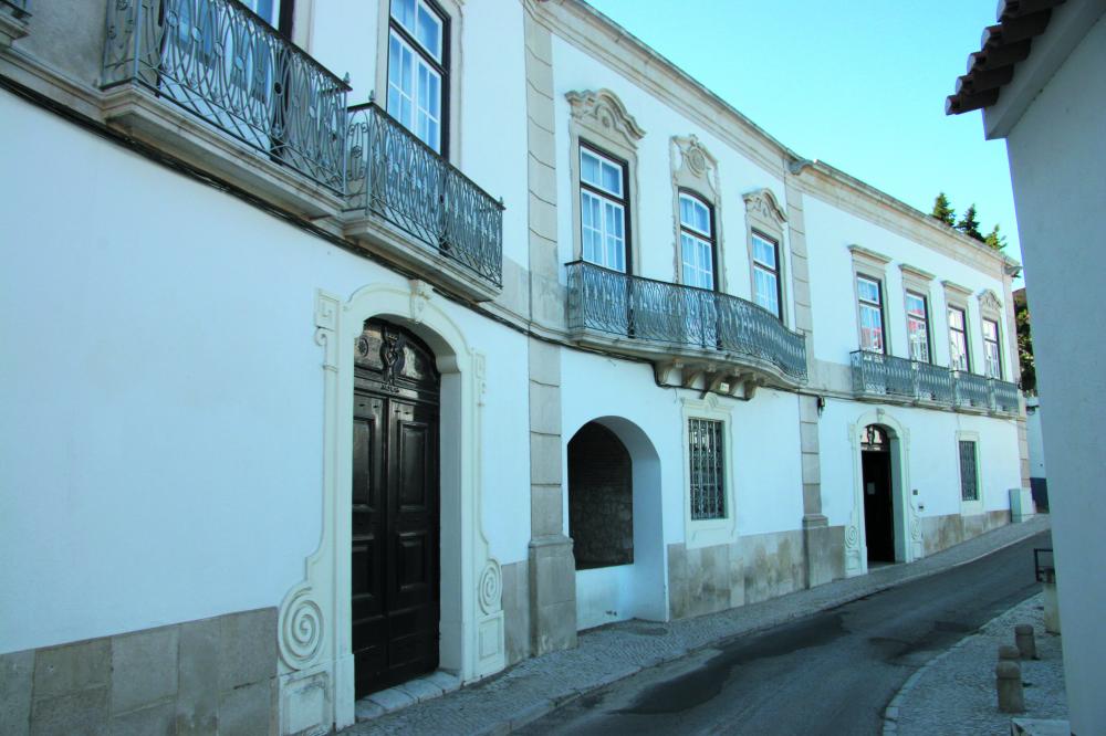 SANTAREMfachada.jpg